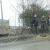 4. Lungo la strada per Berat: tre albanesi e una bicicletta